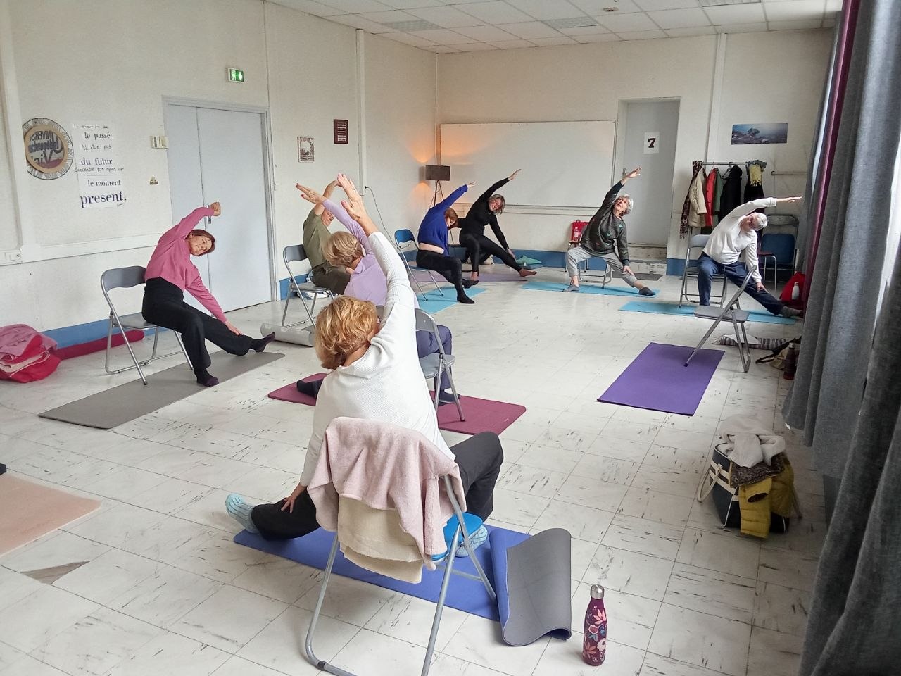 Cours collectif de Yoga sur chaise